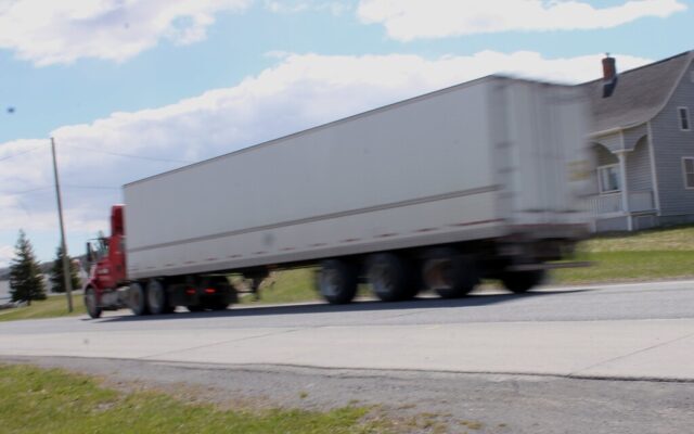 Shortages of parts and drivers turn Maine's trucking industry into a 'horrible' challenge - Vimarsana News
